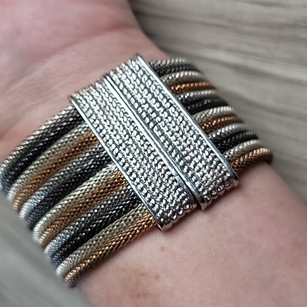 Multi-Strand Rope Style Dazzling Cocktail Bracelet Gold/Silver Toned Magnet Clos